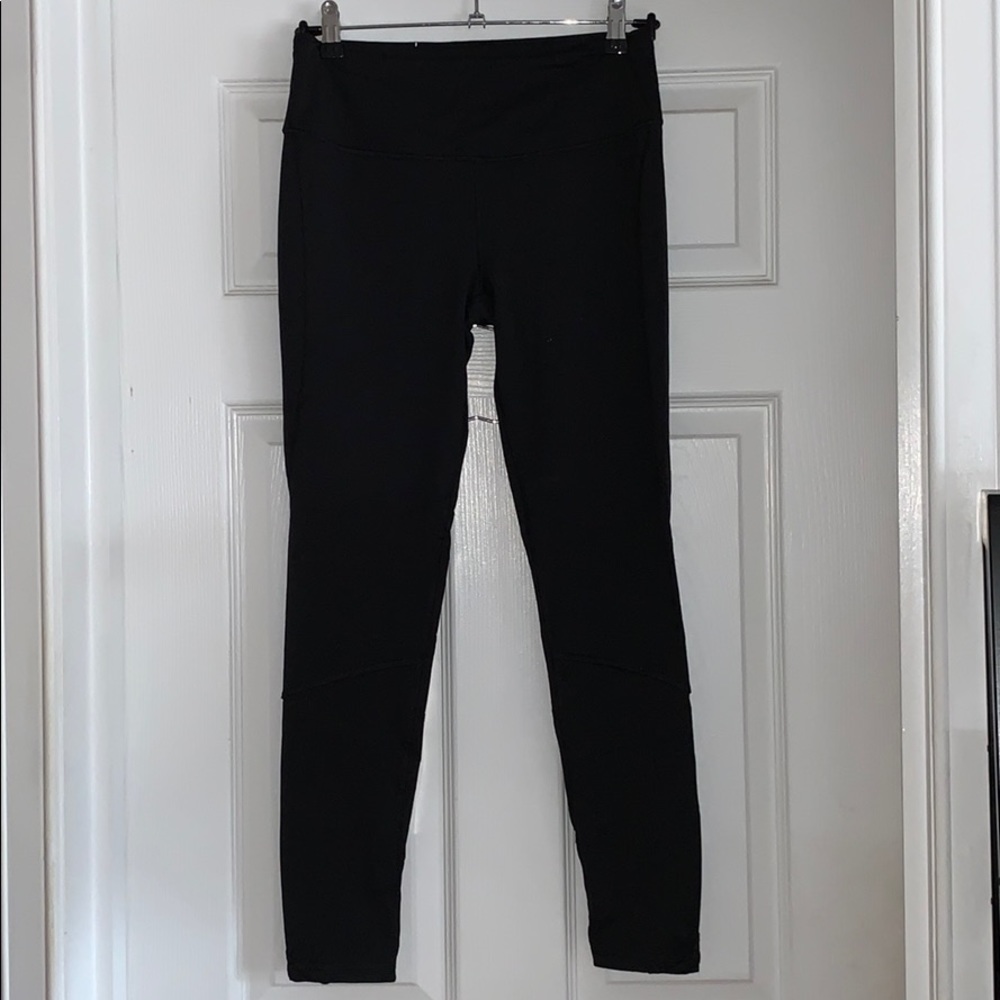 VS Sport Knockout Leggings